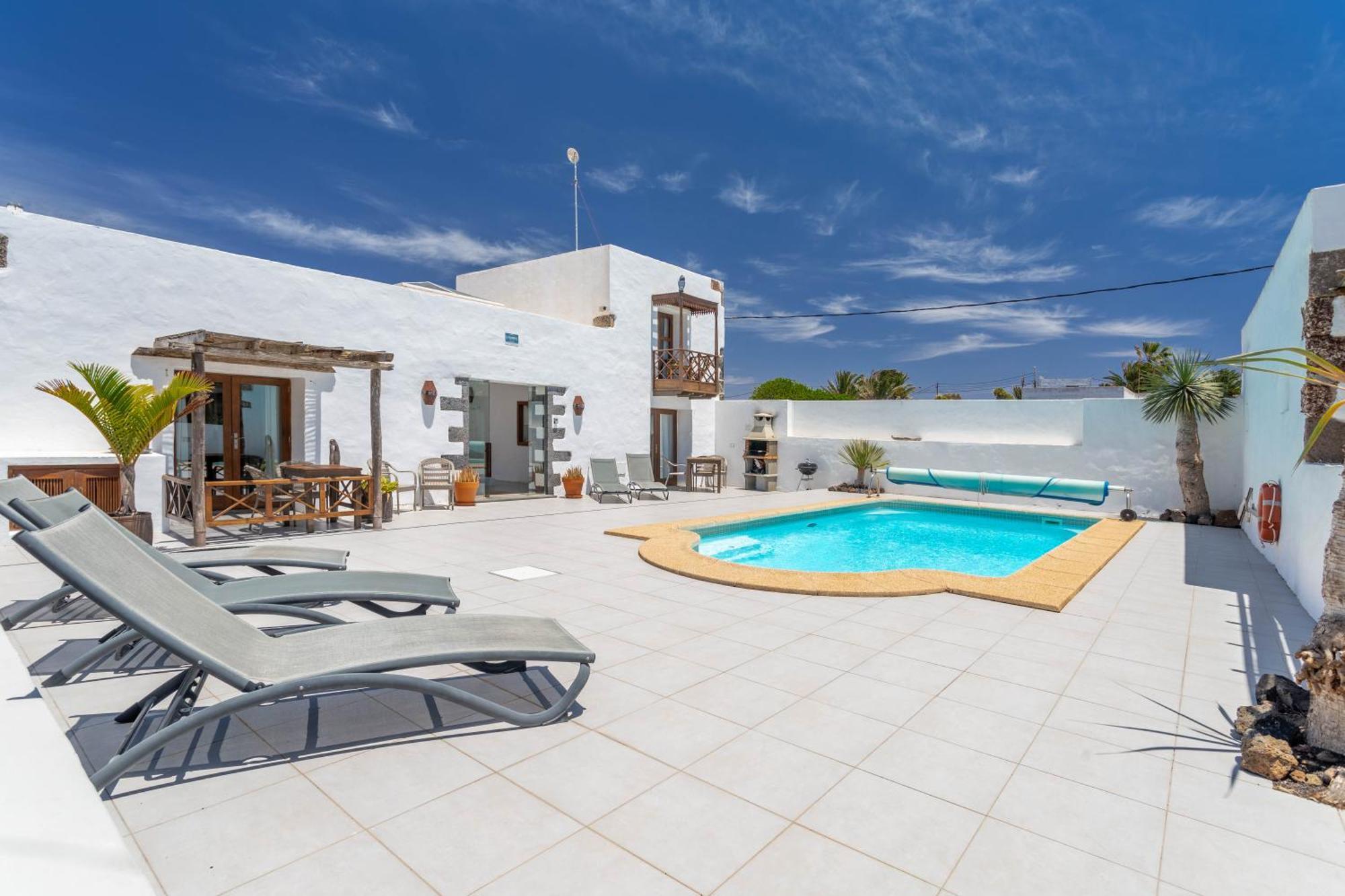 Cuarto Botanico Studio - Shared Pool - Central Island Location - 10 Mins Drive To Famara And La Santa Tiagua 外观 照片